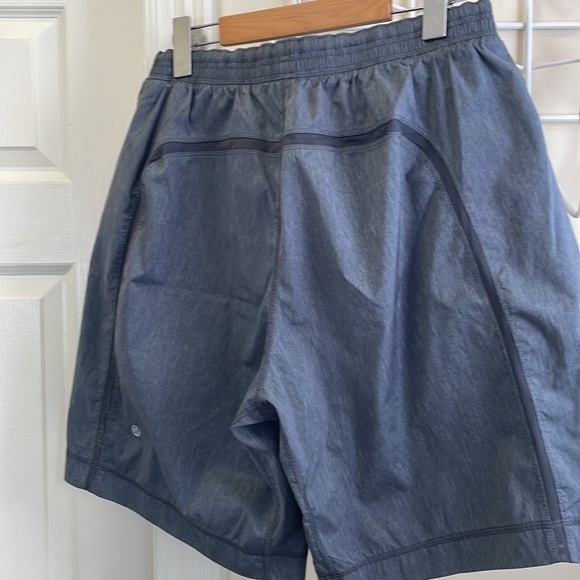 Lululemon - Classic Athletic Shorts - Grey - L - Picture 5 of 11